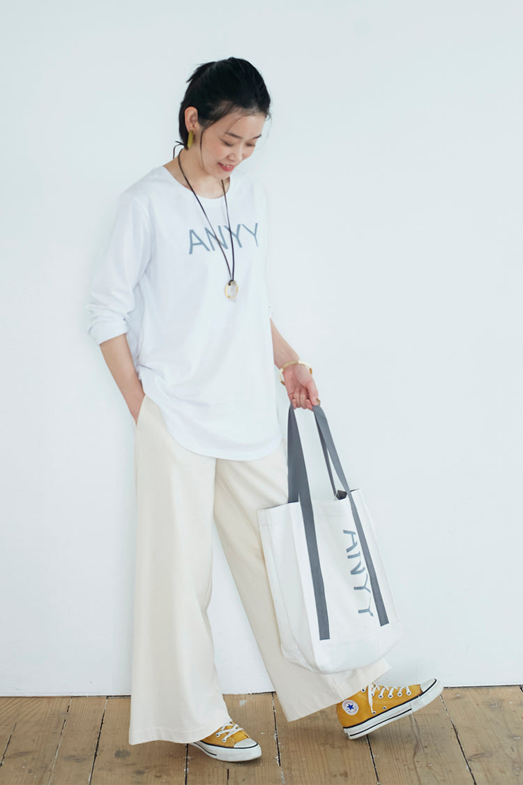 カットソーリラックスパンツ