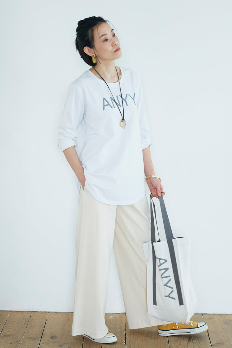 カットソーリラックスパンツ