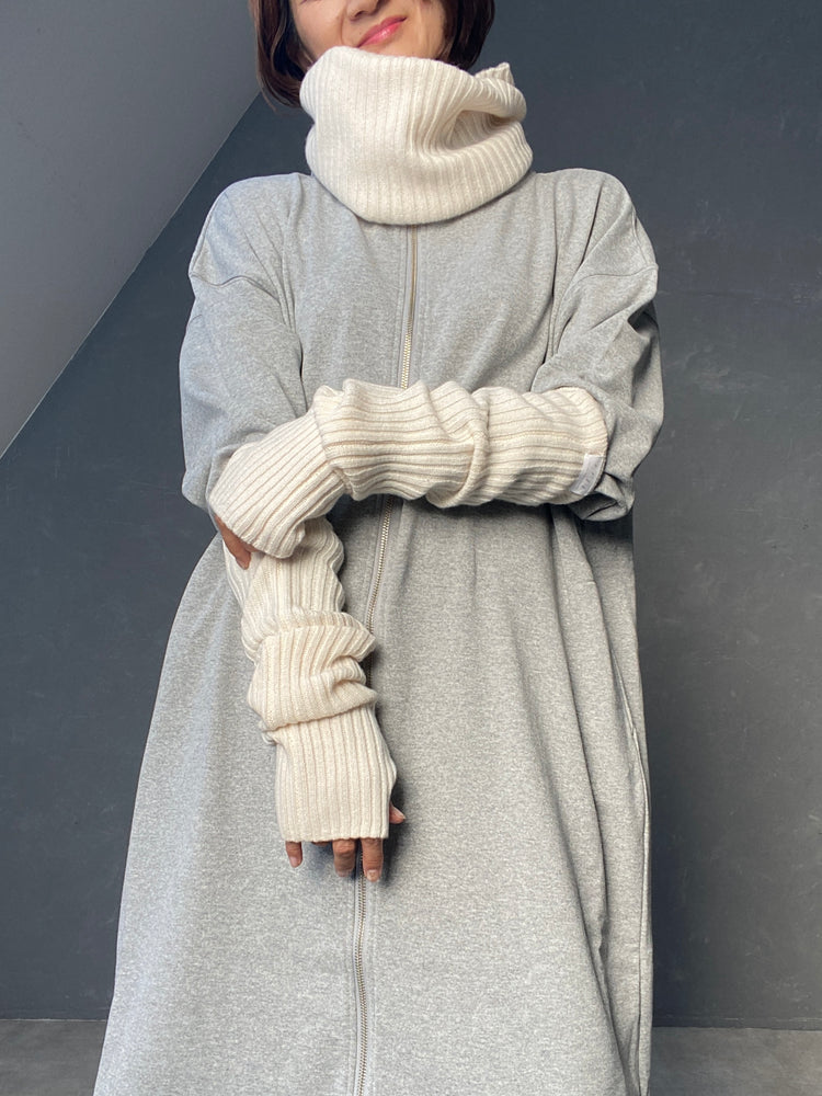 裏毛ロング丈フーディ