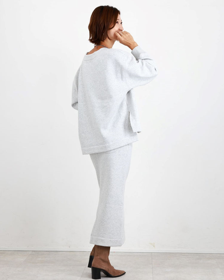 起毛裏毛Vネックプルオーバー