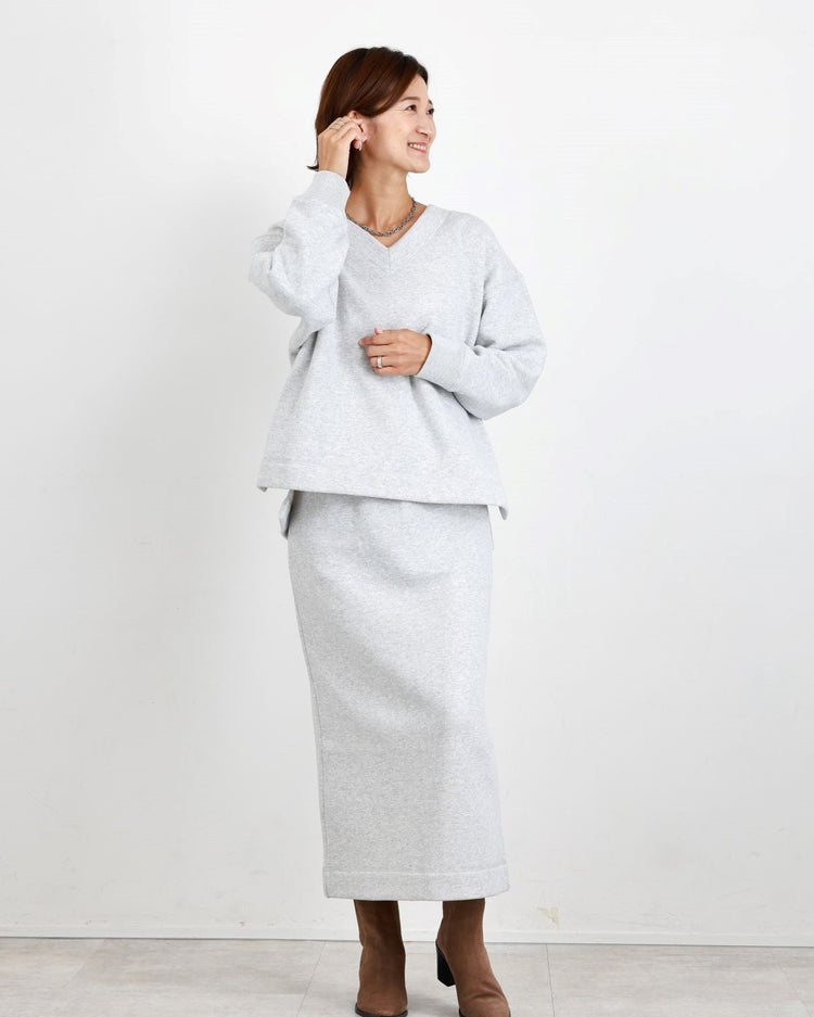 起毛裏毛Vネックプルオーバー