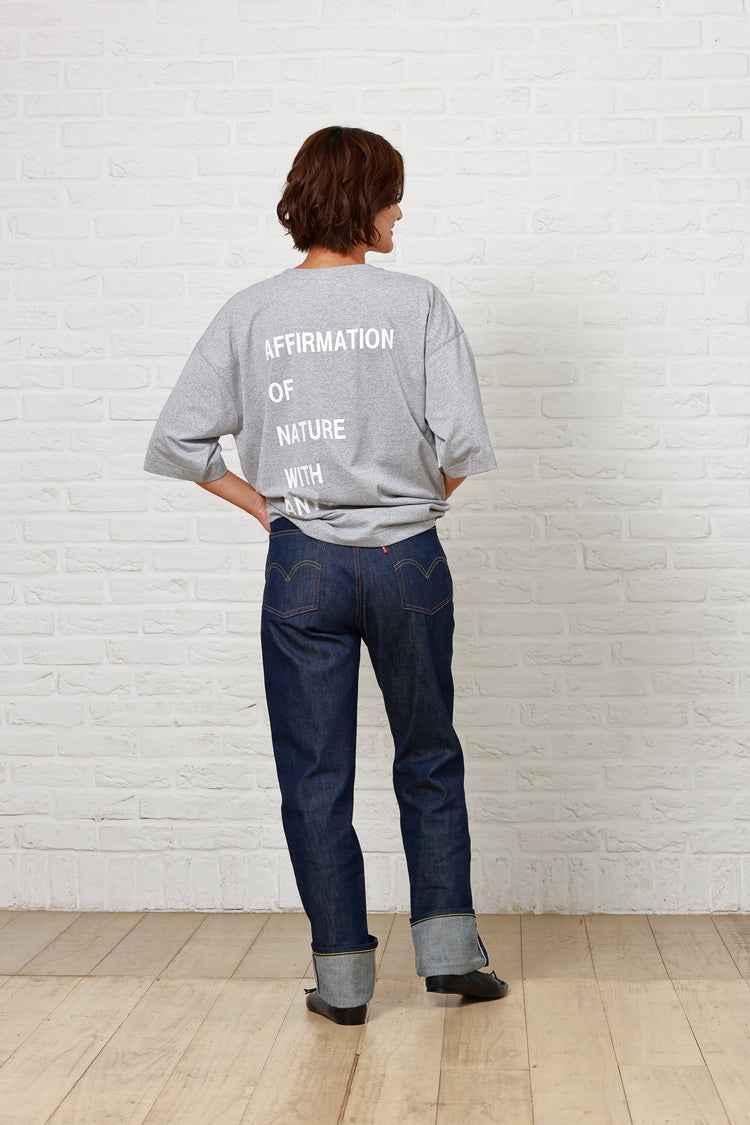 ユニセックスサイズメッセージTシャツ