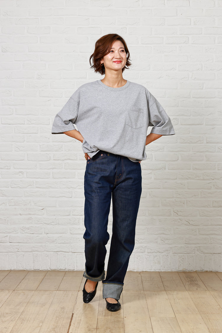 ユニセックスサイズメッセージTシャツ