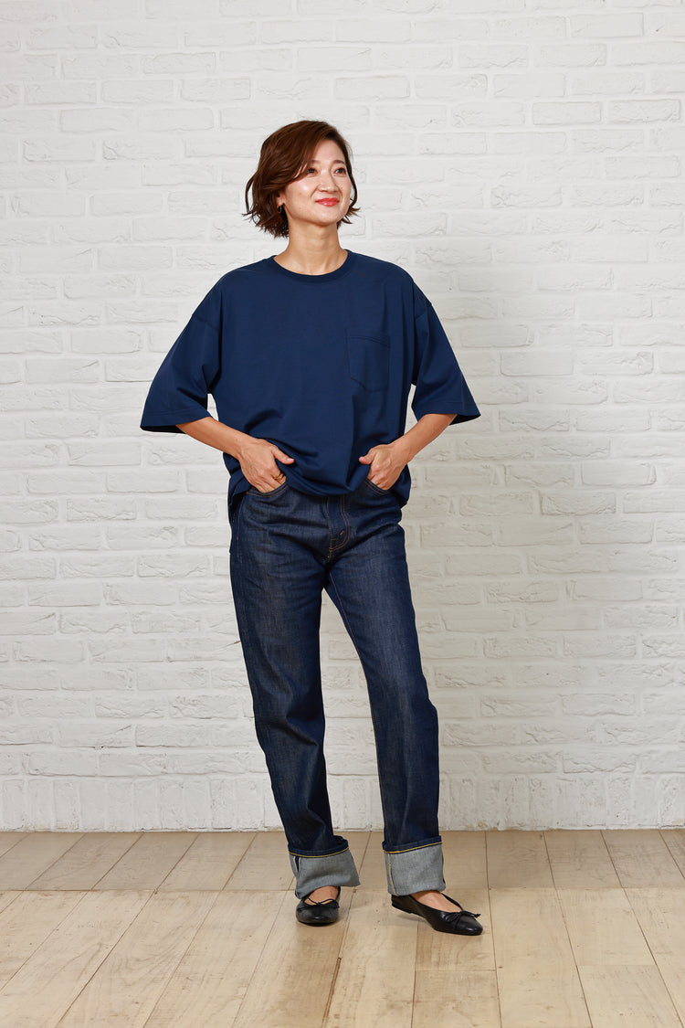 ユニセックスサイズメッセージTシャツ