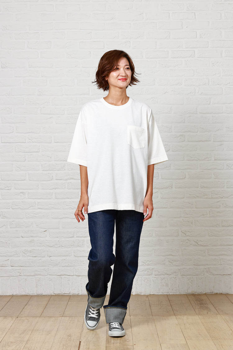 ユニセックスサイズメッセージTシャツ