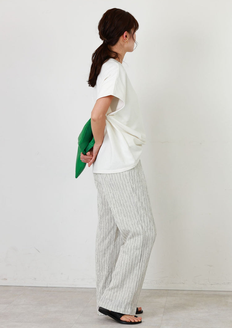 サスティナブル糸を使用した裏毛トップス