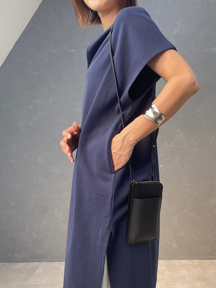 バサッと着れて超楽ちんカフタンドレス