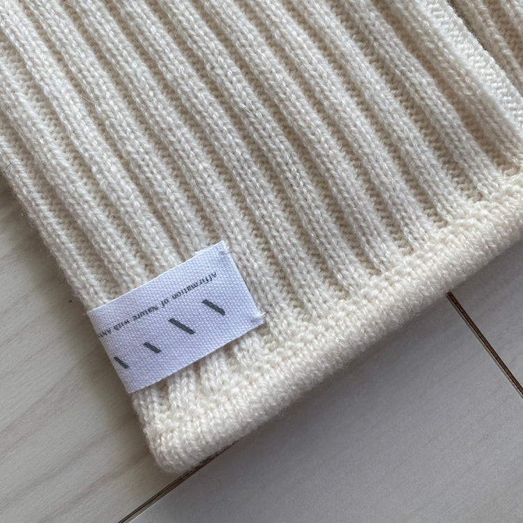 カシミヤ混のフワフワアームウォーマー