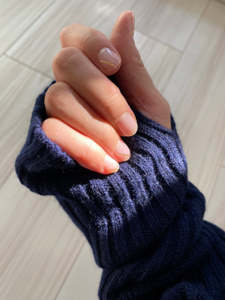 カシミヤ混のフワフワアームウォーマー