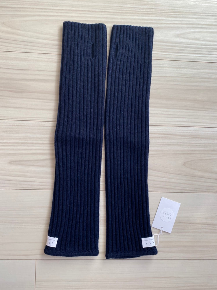 カシミヤ混のフワフワアームウォーマー