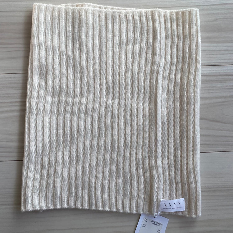 カシミヤ混のフワフワネックウォーマー