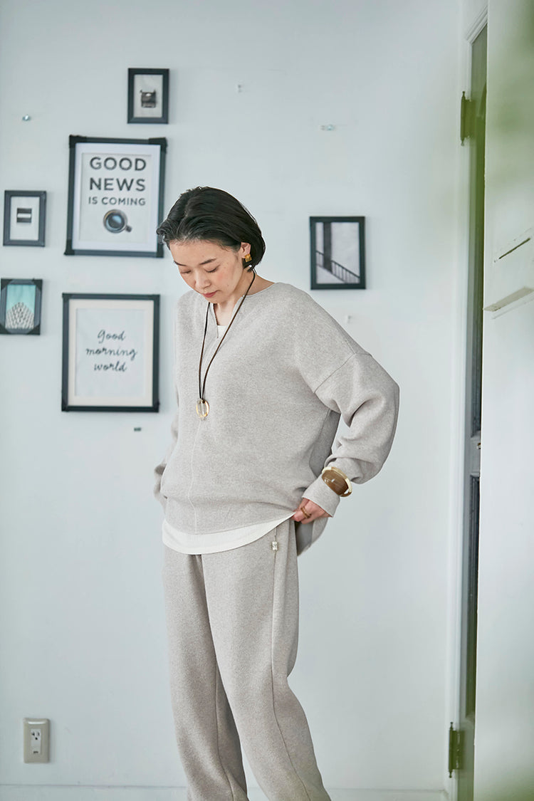 オーバーサイズニットプルオーバー