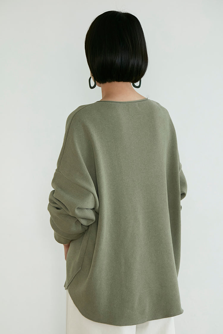 オーバーサイズニットプルオーバー