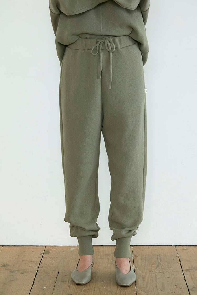 ニットジョガーパンツ