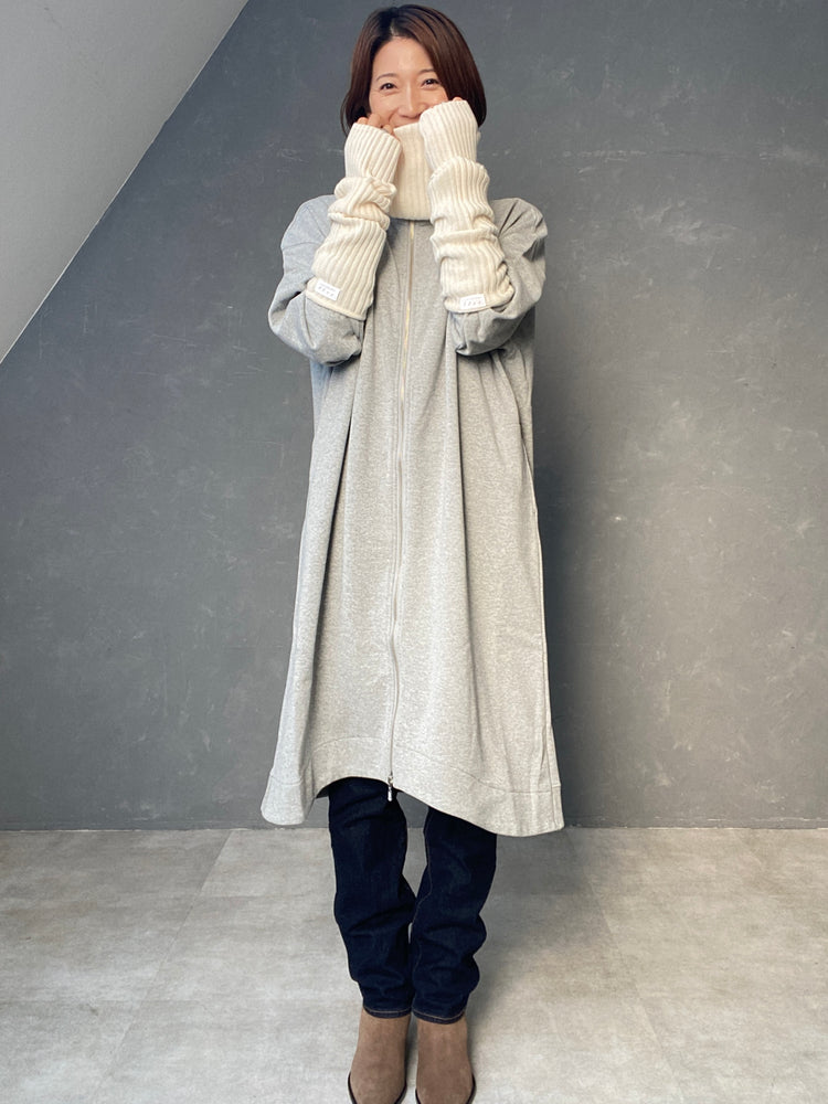 カシミヤ混のフワフワネックウォーマー