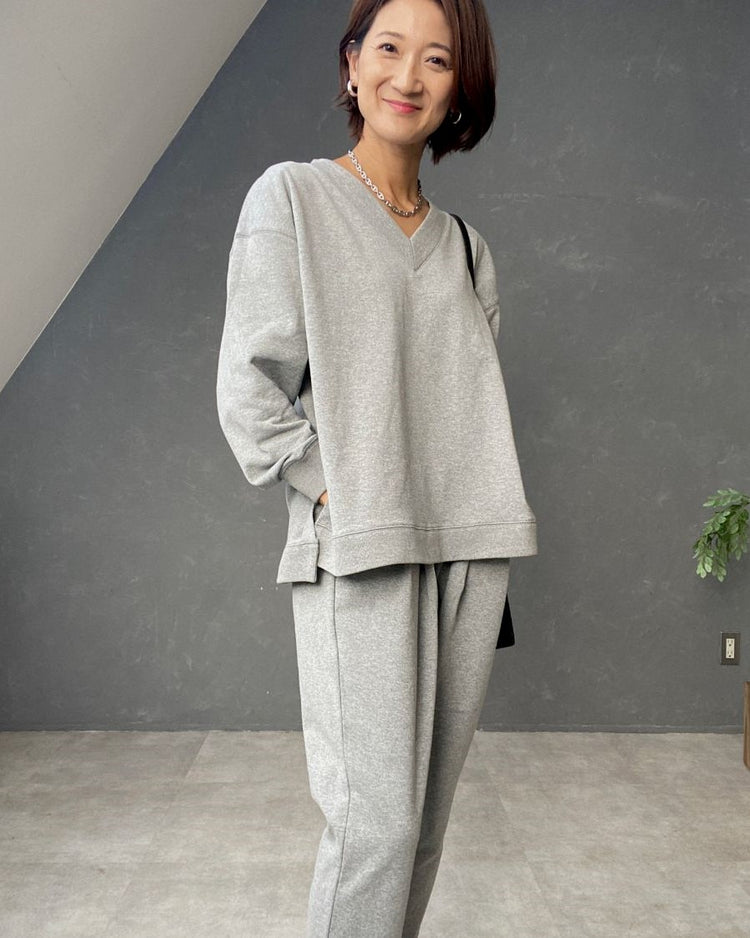 裏毛Ⅴネックプルオーバー