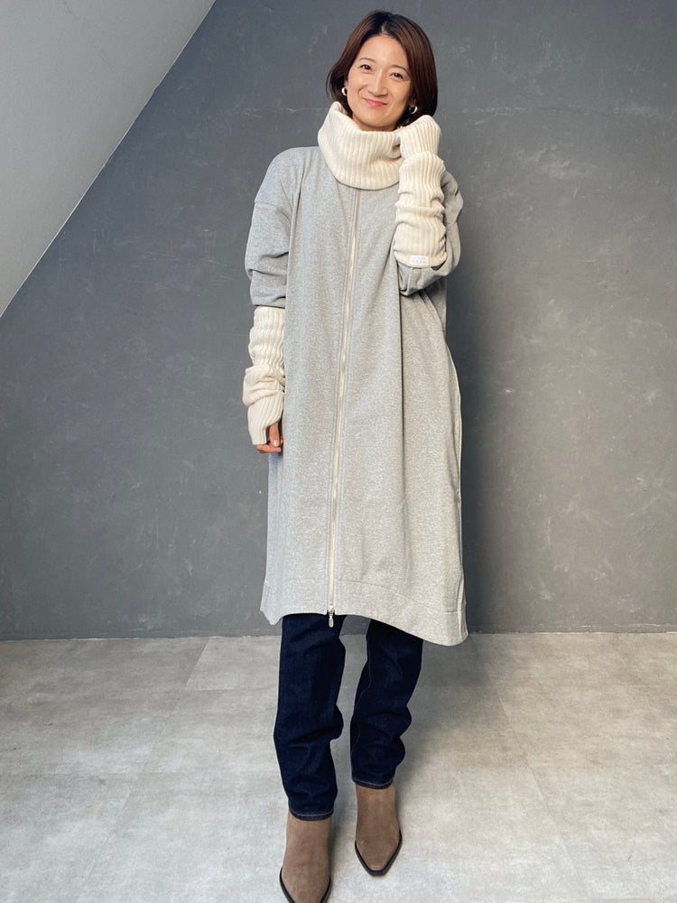 カシミヤ混のフワフワネックウォーマー