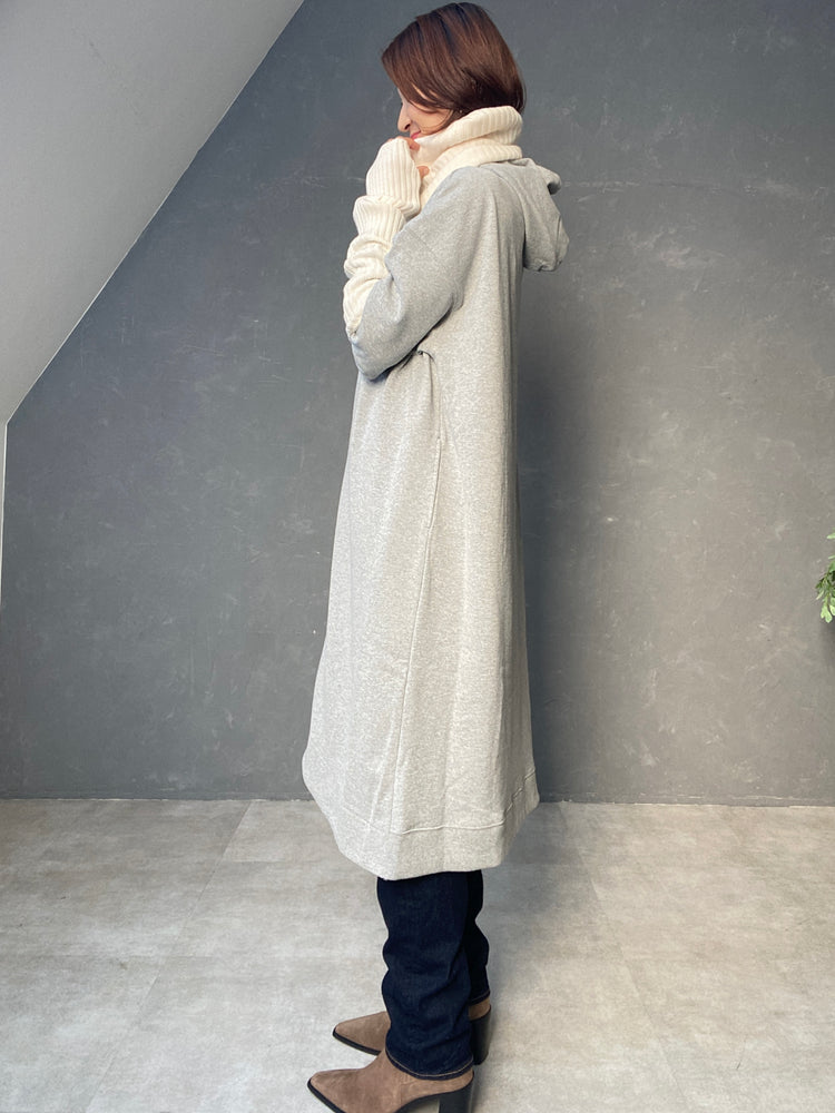 カシミヤ混のフワフワネックウォーマー