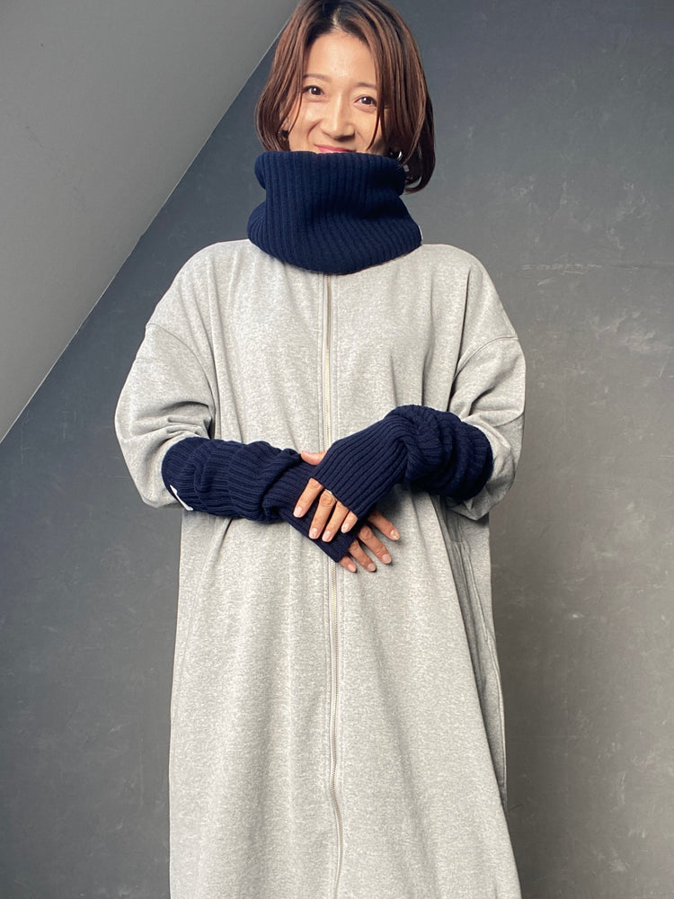 カシミヤ混のフワフワアームウォーマー